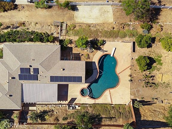 4th image of 8841 Gardena Way