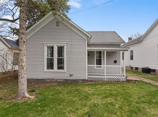226 N Walnut St, Maroa, IL 61756