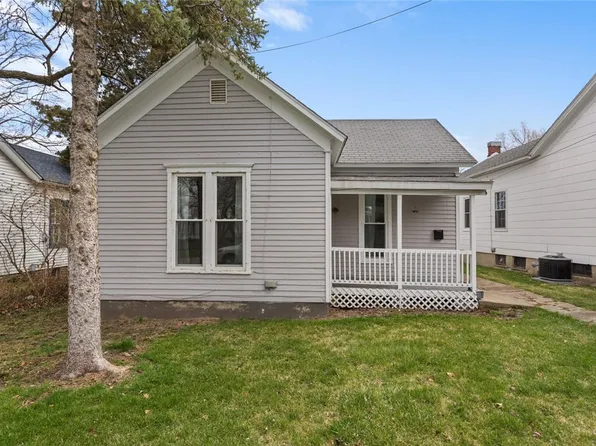 226 N Walnut St, Maroa, IL 61756