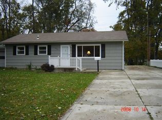 490 Deerfield Dr, Newark, OH 43055