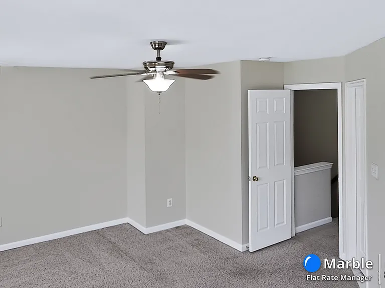 45504 Lakemont Sq — Photo 29