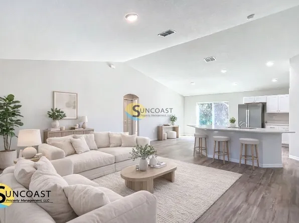 3156 W Barberton Pl, Citrus Springs, FL 34433