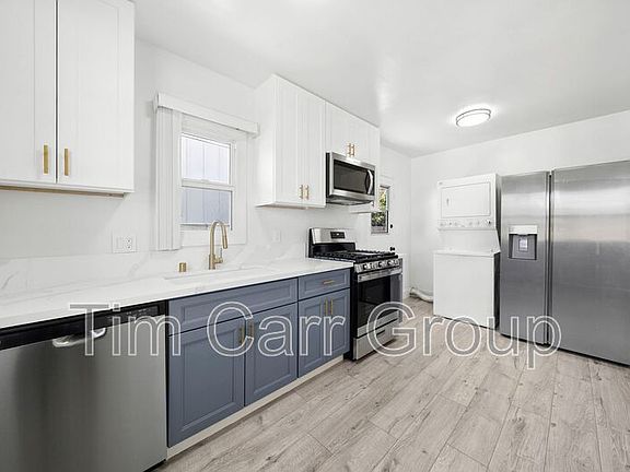 3rd image of 1614 Orange Ave