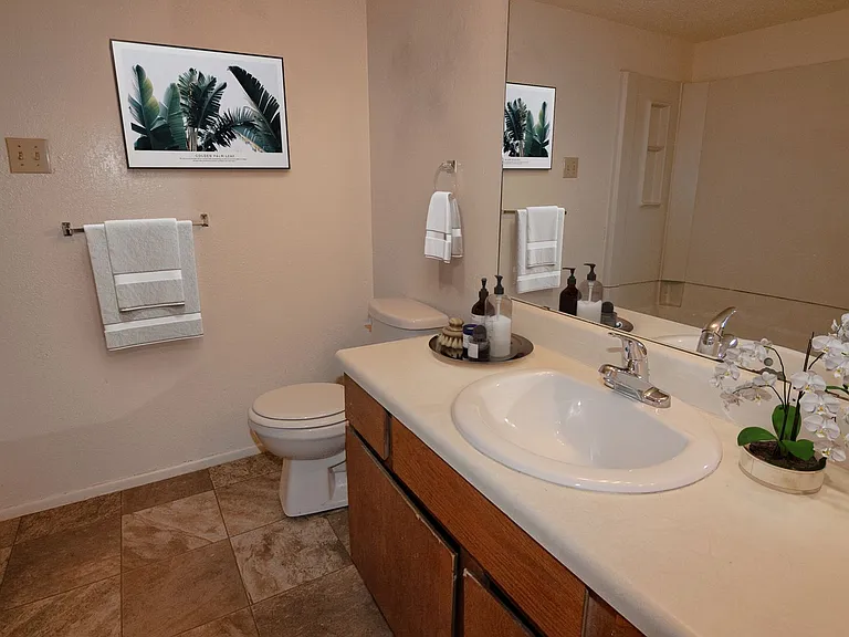 101 Teakwood Dr — Photo 3