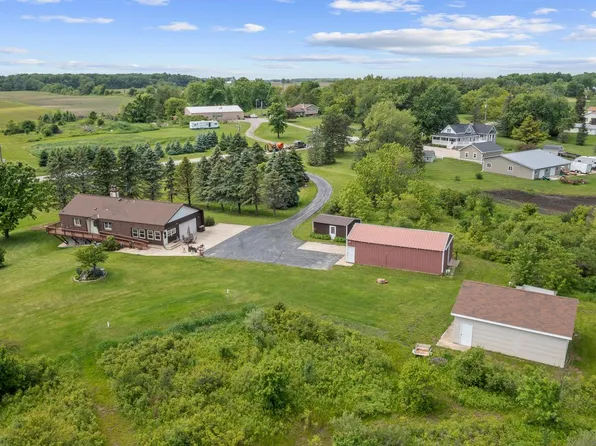 2639 North Colony AVENUE, Franksville, WI 53126