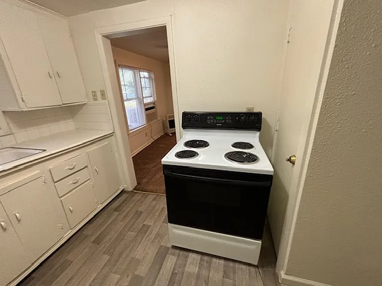 2816 Putnam St — Photo 11
