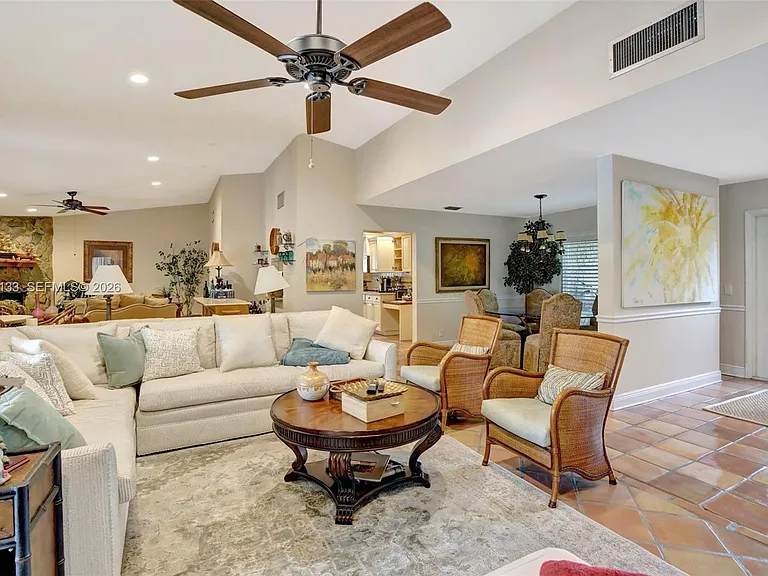 5320 SW 21st Ct — Photo 9