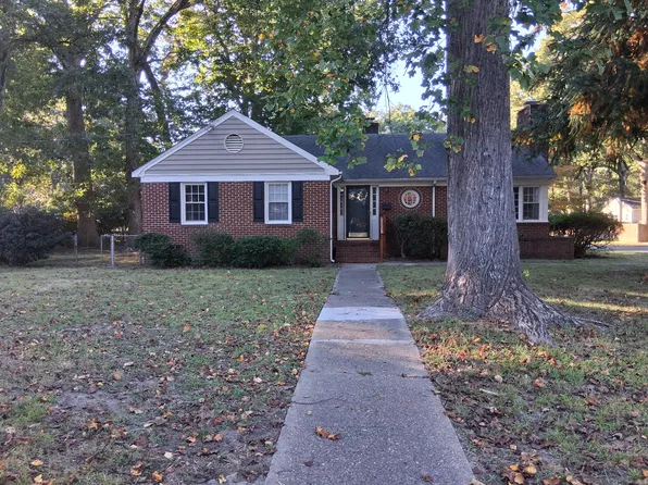 125 Selden Rd, Newport News, VA 23606