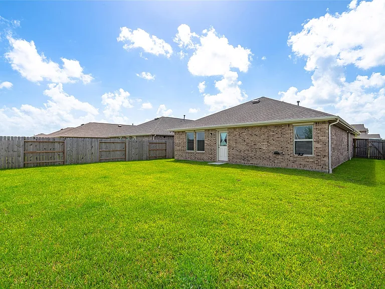 2805 Fountain Woods Dr — Photo 25