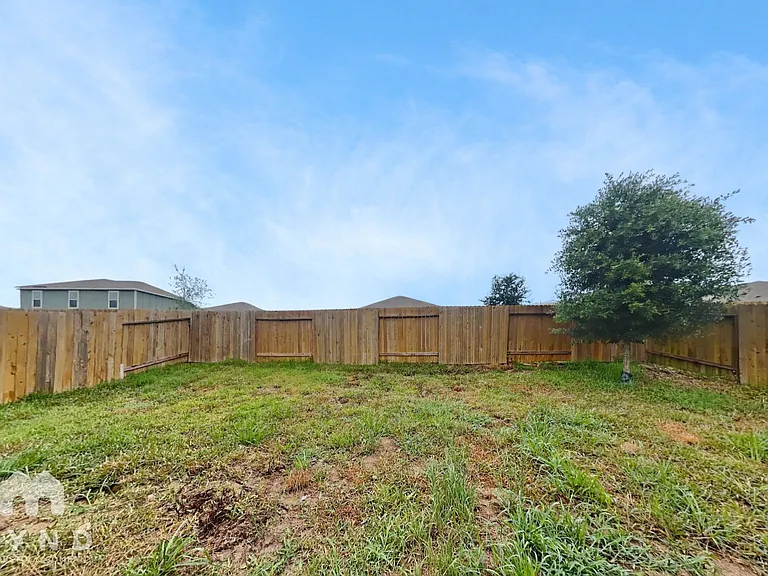 10397 Sweetwater Creek Dr — Photo 18