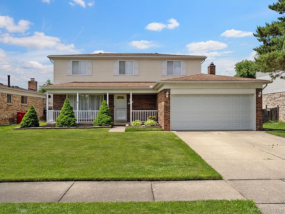 1st image of 45717 Plum Grove Dr