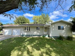 2007 Prospect Ave SE, Aberdeen, SD 57401