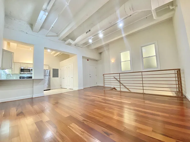 266 S 23rd St #8A — Photo 2
