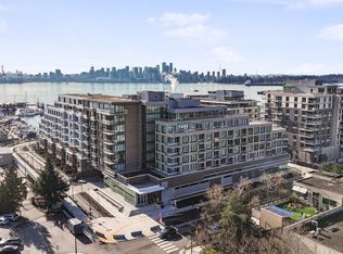 755 Harbourside Dr #325, North Vancouver, BC