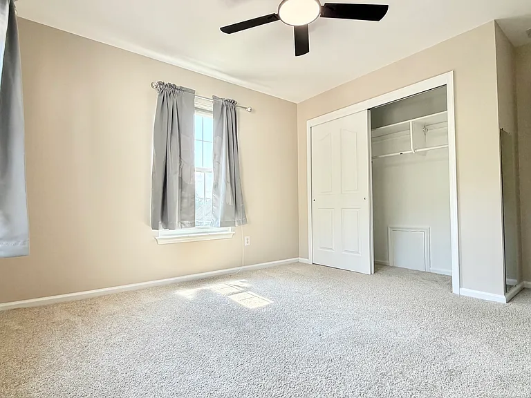 771 Chanticleer — Photo 19