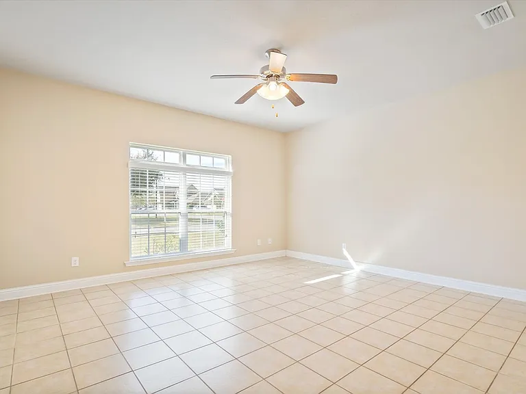 23946 Devonfield Ln — Photo 14
