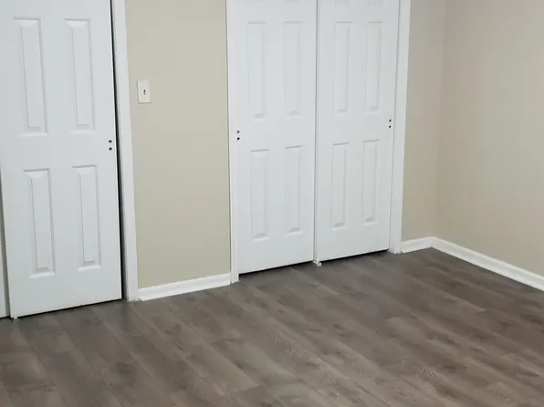 54 Poplar Street image 1 of 5