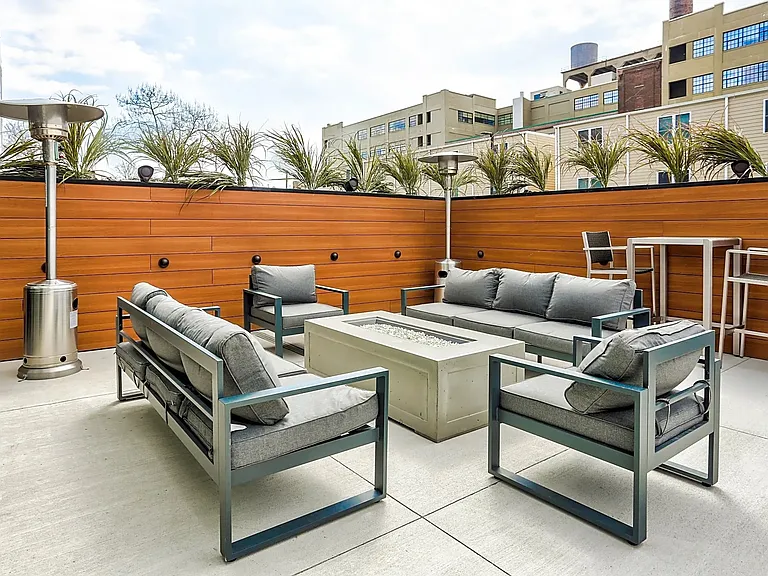 Outdoor Lounge