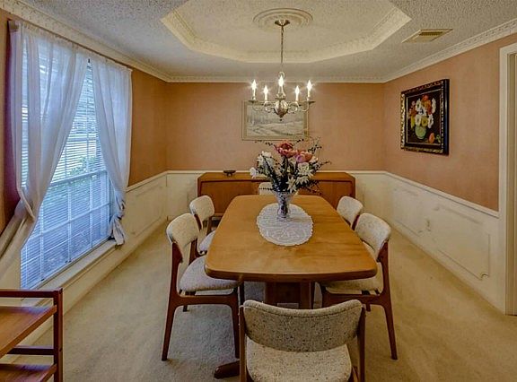 5th image of 11102 Candlewood Dr