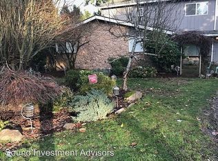 4058 92nd Ave SE, Mercer Island, WA 98040