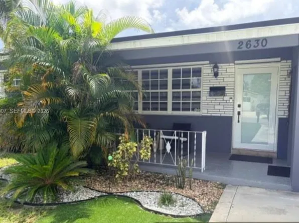 2630 De Soto Dr, Miramar, FL 33023