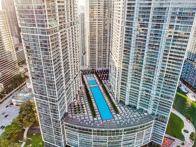 631 Brickell Ave #ID1353248P — Photo 9