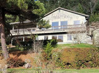 360 Horizon Hill Rd, Yachats, OR 97498