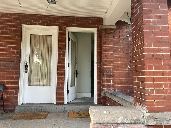 2nd image of 101 E 4th Ave Floor 2
