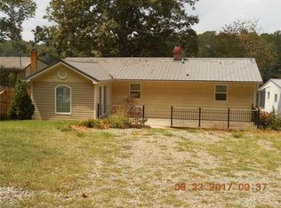 1315 Hickory Point Dr, Lexington, NC 27292