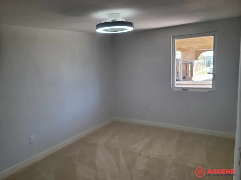 236 Francis St — Photo 4