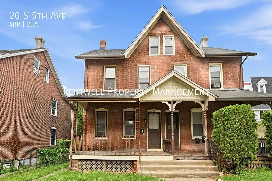 Large 4-Bedroom Duplex in the Heart of Coatesville — Photo 1