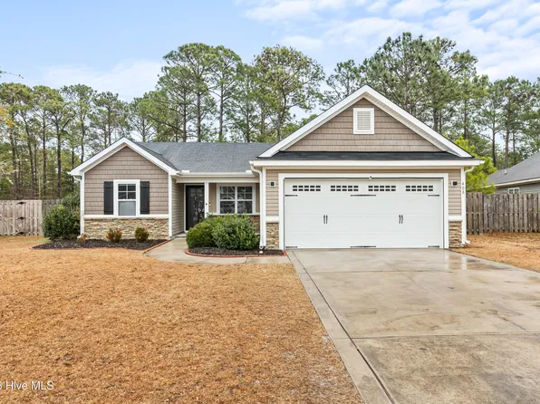 408 Ridgeway Drive, Sneads Ferry, NC 28460