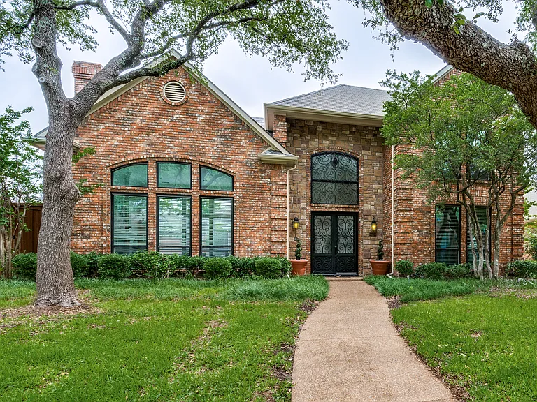 4605 Adrian Way — Photo 11
