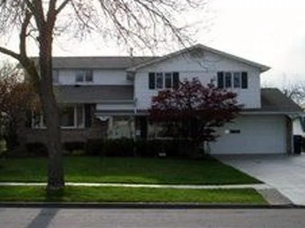 130 Patrice Ter, Williamsville, NY 14221
