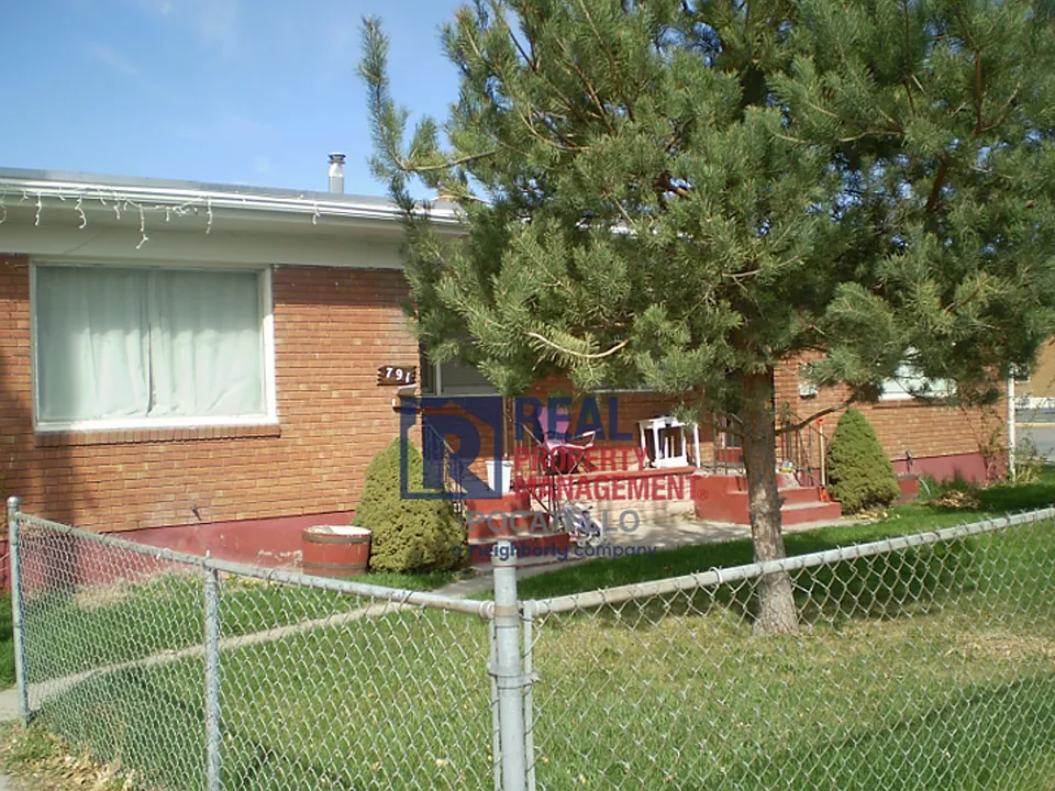 791 & 793 McKinley Ave