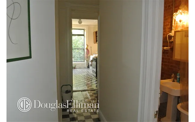 Rented by Douglas Elliman | media 40