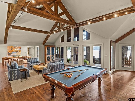 3rd image of 608 Eagle Point Dr E