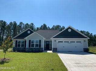 788 Regiment Rd, Jacksonville, NC 28546