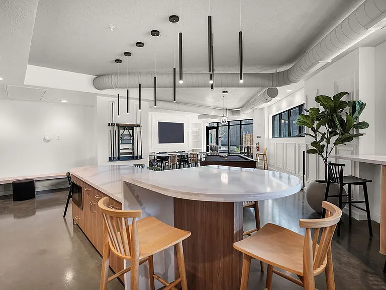 Alta Vue — Photo 21