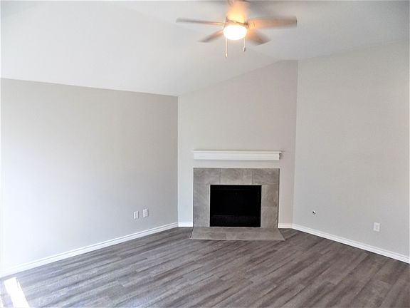 4th image of 8582 Chaletford Dr