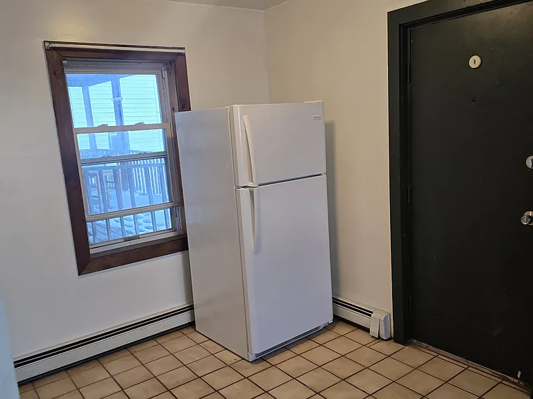 117 2nd St #1 — Photo 3