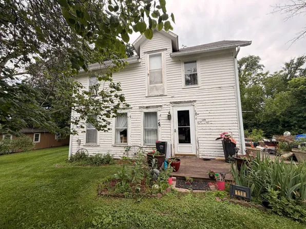 118 S Cedar St, Lamoni, IA 50140