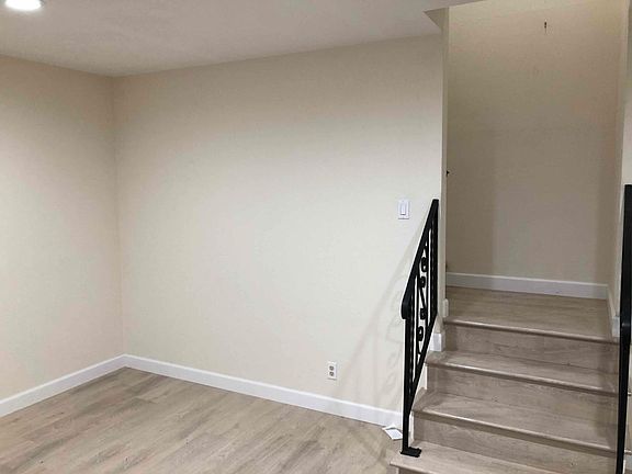 2nd image of 105 Superior Dr APT B