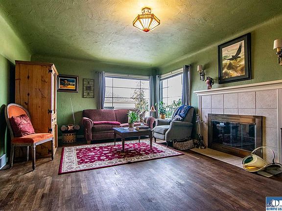 5th image of 1326 E 4th St