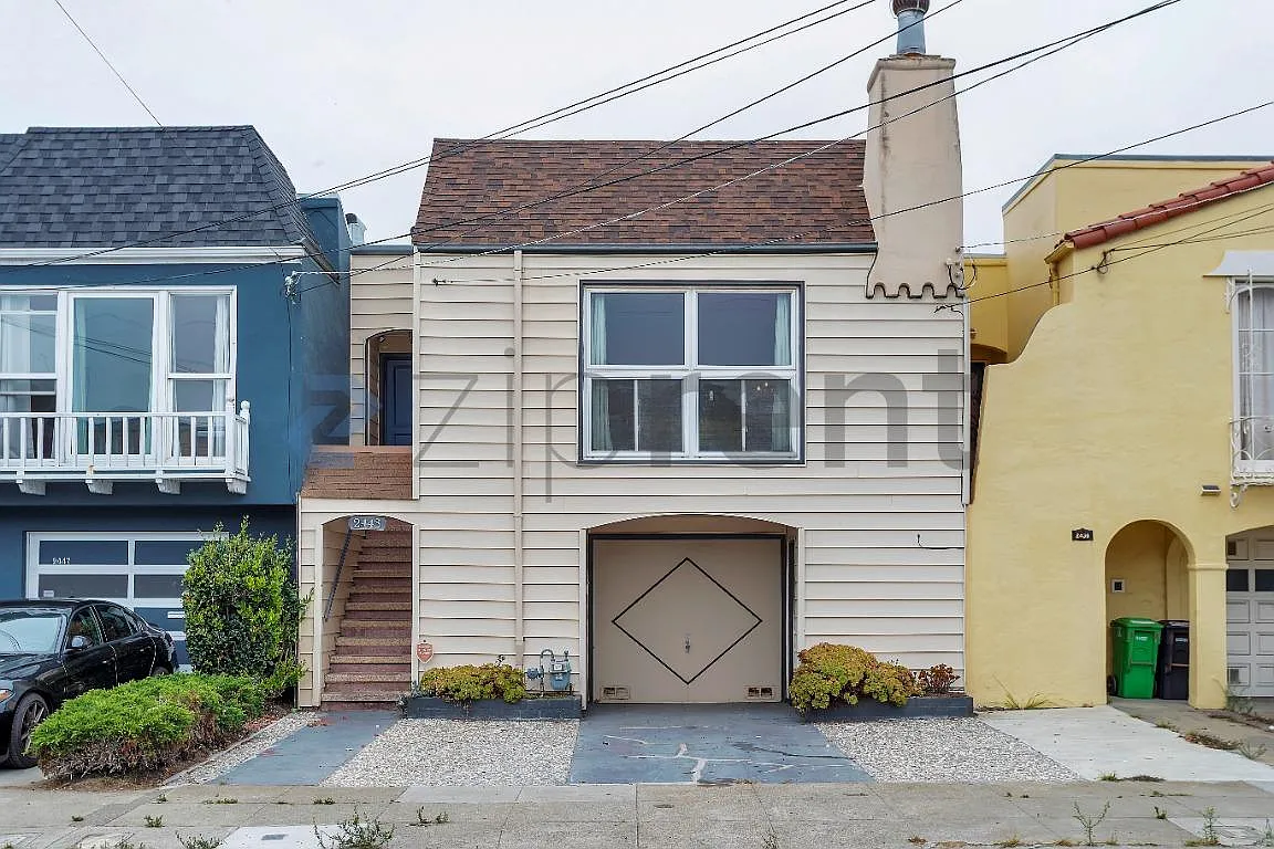 3 bed, 1300 sqft, $6,000 — Photo 1