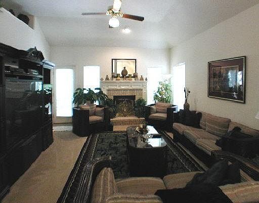 5th image of 1215 SAXONHILL DR