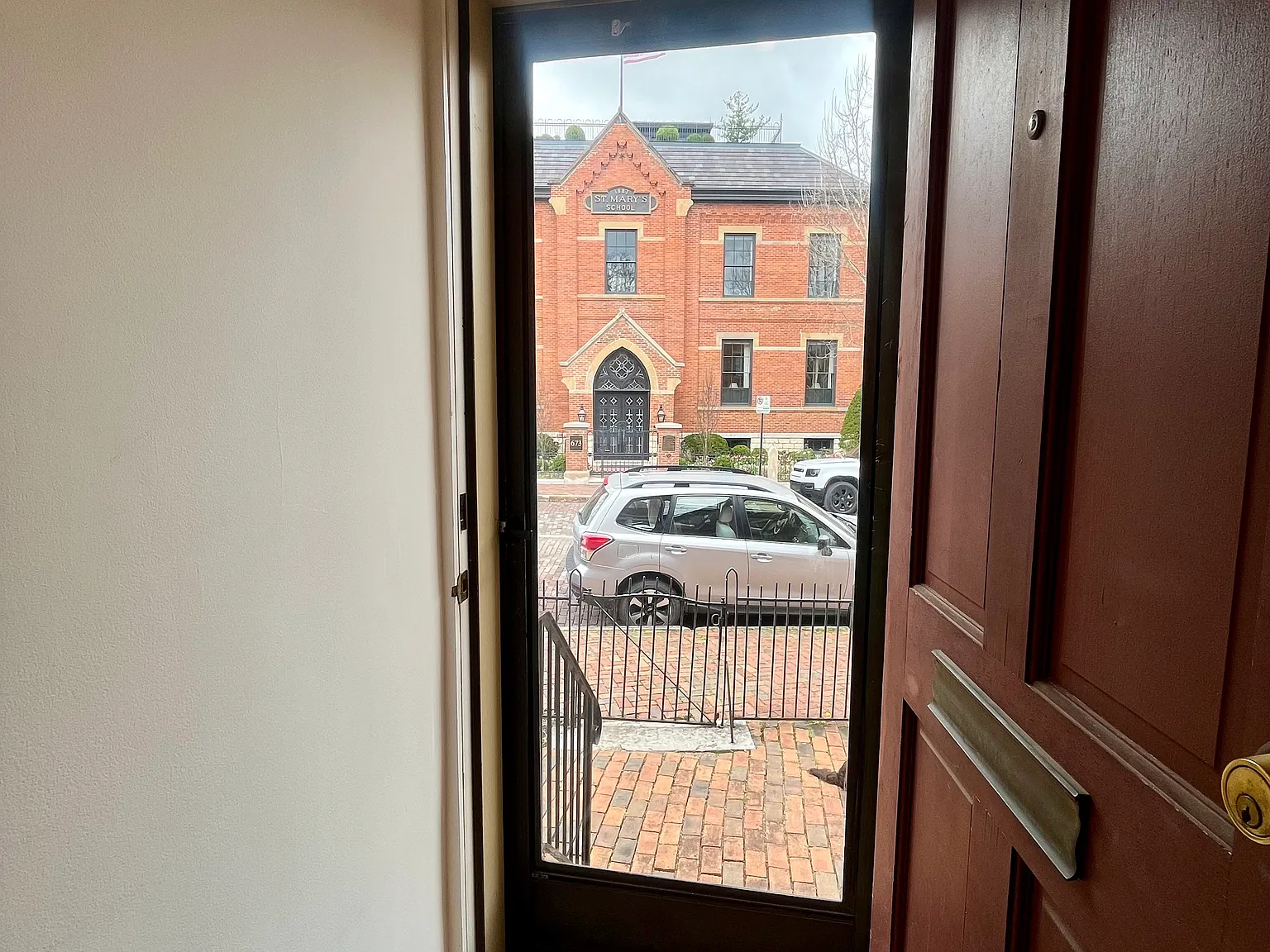 1 bed, 725 sqft, $1,900 — Photo 4