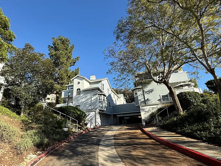 9910 Scripps Vista Way #10 — Photo 8