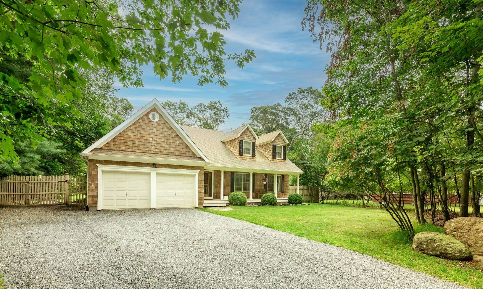 Welcome to 27 Pembroke