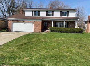 7680 Gerald Dr, Middleburg Heights, OH